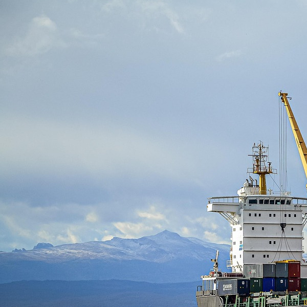 shipping documents customs